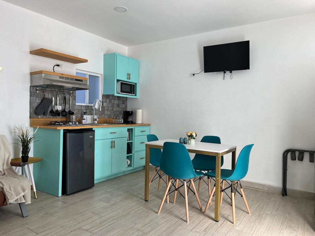 Las Mariposas Mini Suites Rosarito Εξωτερικό φωτογραφία