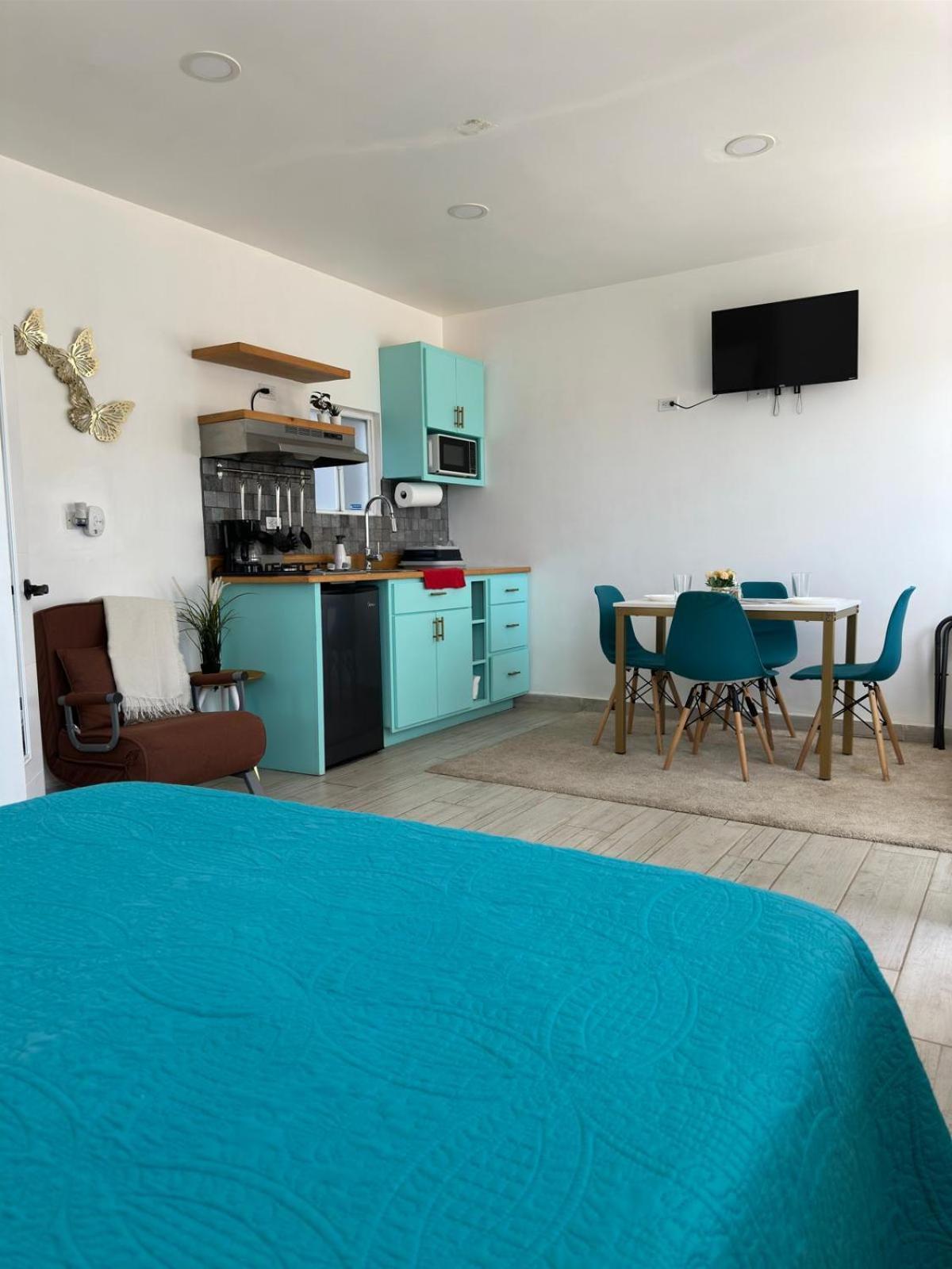 Las Mariposas Mini Suites Rosarito Δωμάτιο φωτογραφία